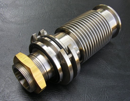 HIGH VACUUM FITTING